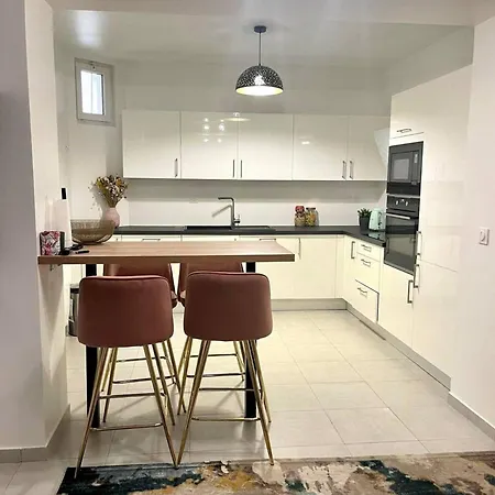 Area 5 Minutes From Paris Ferienhaus *